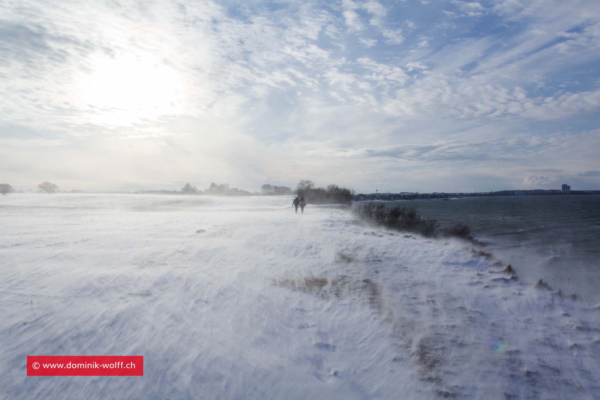 Wintersturm am Brodtener Ufer